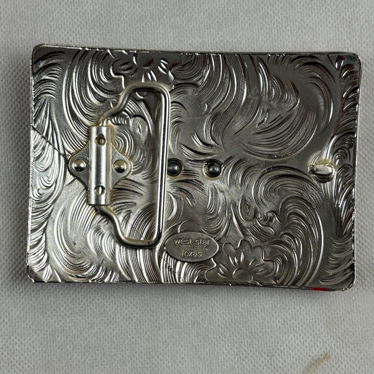 HORSE BELT BUCKLE GOLD SILVER & RED OUTLINE WESTERN METAL BUCKLE FASHION ART 4.5" X 3.5" #EH12265