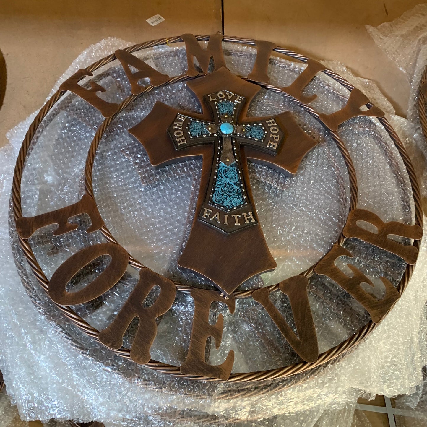 FAITH HOPE LOVE FAMILY FOREVER CROSS 24" METAL SIGN WITH RESIN CROSS WALL DECOR WESTERN HOME DECOR NEW HANDMADE #EH12945