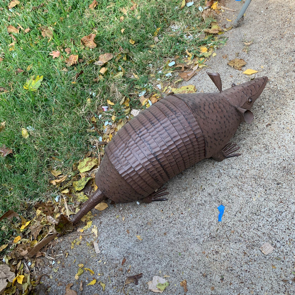 10",14",23",30" ARMADILLO GARDEN ANIMAL SCULPTURE METAL DECOR ORNAMENT OUTDOOR OR INDOOR TEXAS YARD ART
