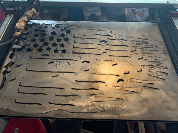 RED & SILVER AMERICAN TATTERED Flag USA Metal Art Large Western Home Decor New Art