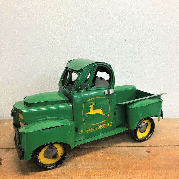 JOHN DEERE 20" PICKUP TRUCK METAL ART FIGURINE OUTDOOR & INDOOR GARDEN WESTERN HOME DECOR HANDMADE NEW: 20"L x 10"W x 12" H #EH12522