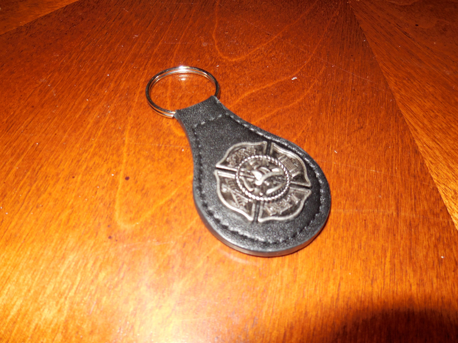 LEATHER KEYCHAINS