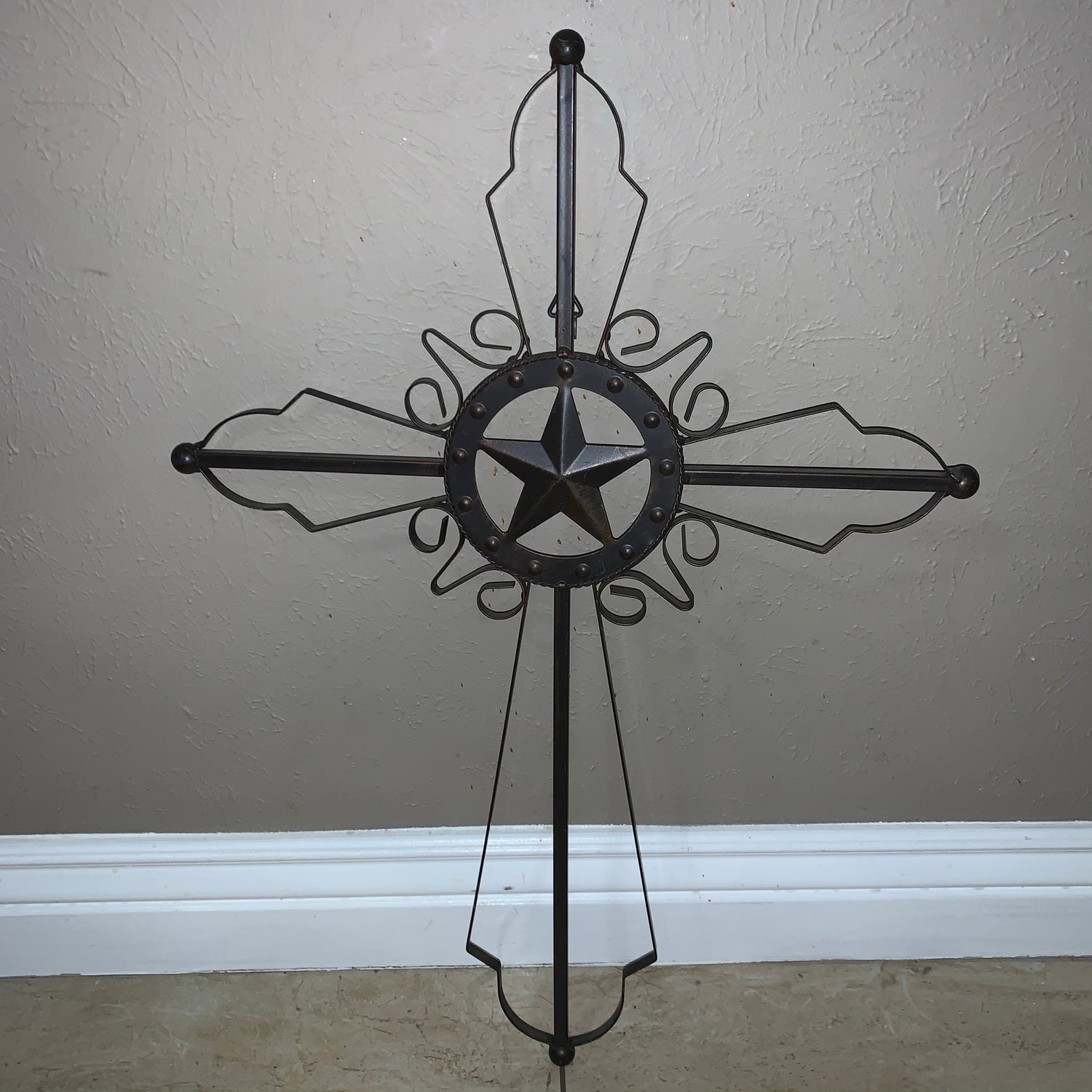 CROSS WALL DECOR