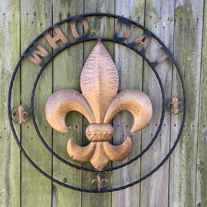 FLEUR DE LIS DECOR