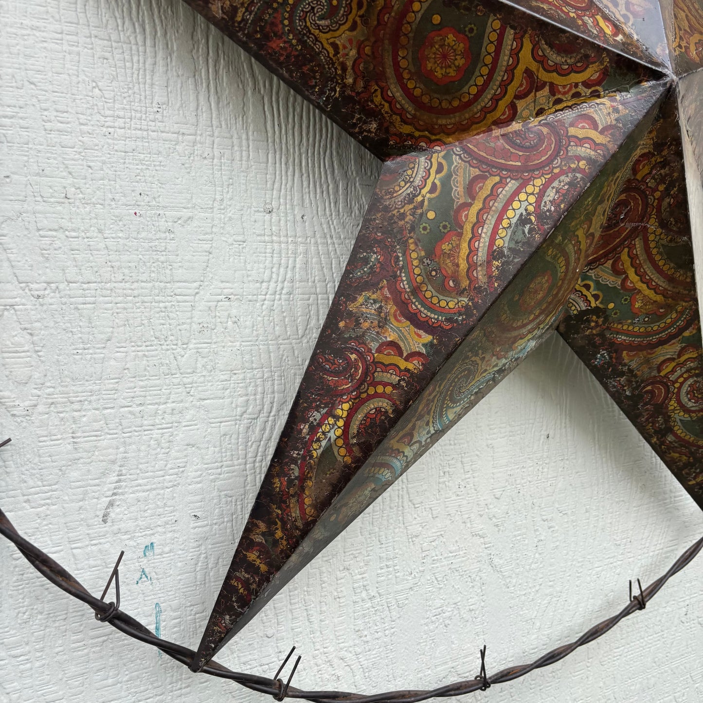 PAISLEY BARN STAR MULTI CLOR WITH BARBWIRE RING LONESTAR WESTERN HOME DECOR HANDMADE