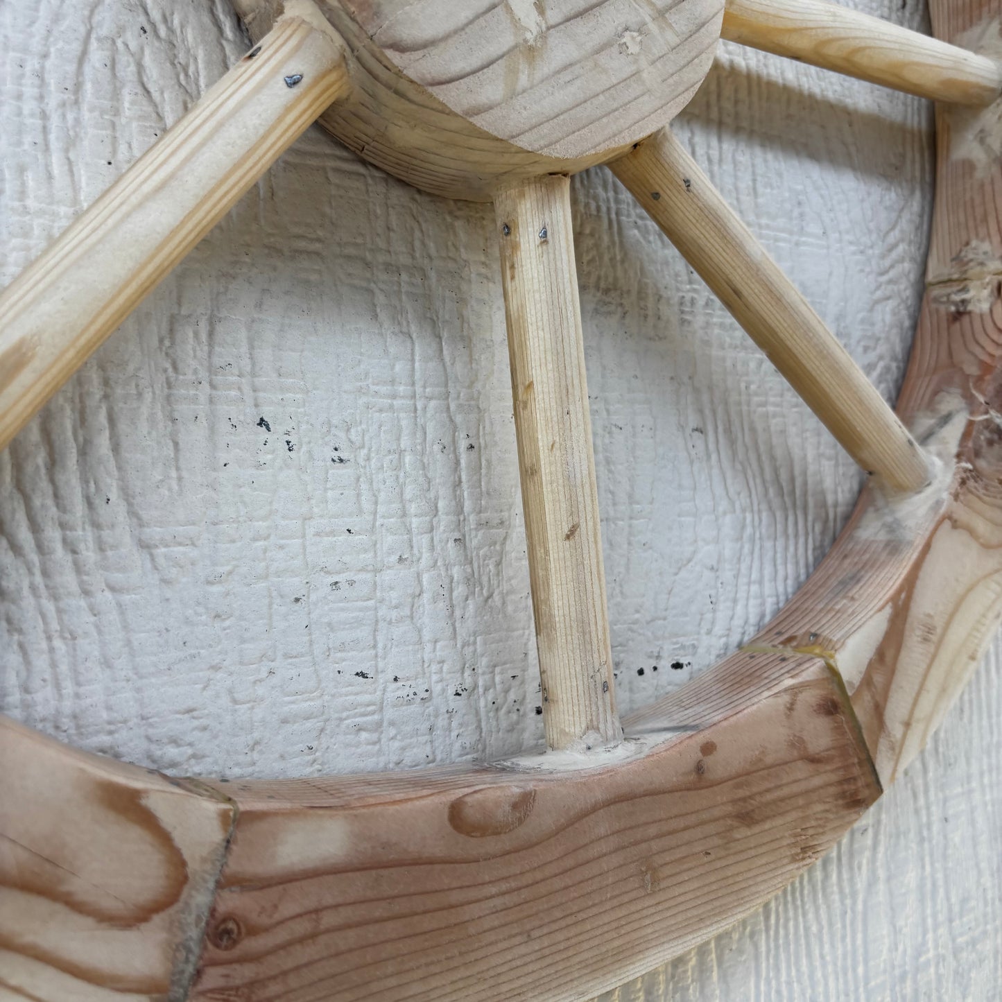 DECORATIVE WAGON WHEEL WOOD WALL ART WESTERN HOME DECOR HANDMADE TEXAS USA