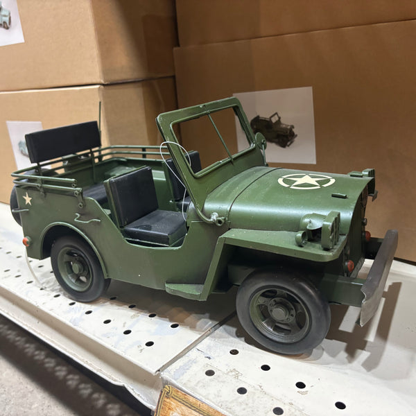 RA0233 GREEN METAL JEEP ART DESKTOP FIGURINES SCULPTURE HAND CRAFT WESTERN HOME BAR DECOR HANDMADE