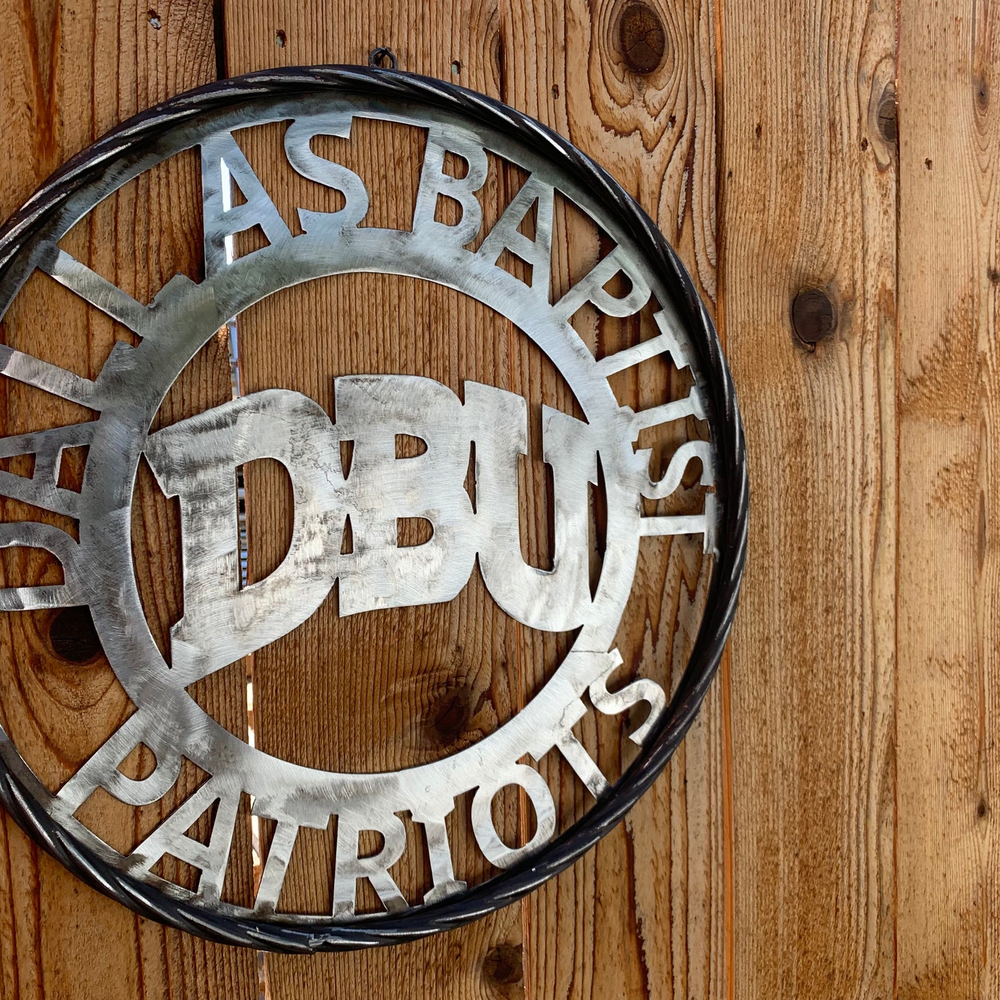 DBU DALLAS BAPTIST PATRIOTS CUSTOM RAW METAL NO PAINT VINTAGE METAL CRAFT SIGN TEAM WESTERN HOME DECOR HANDMADE