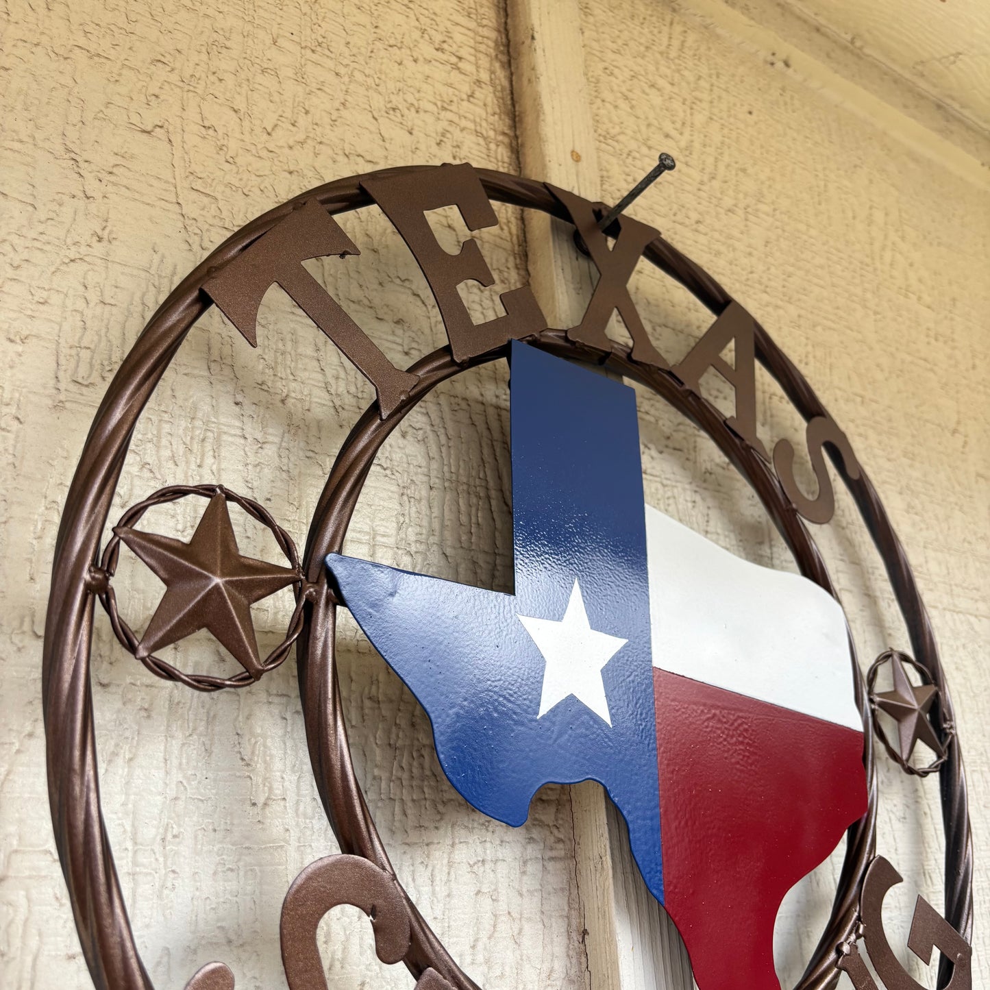 TEXAS STRONG SIGN METAL WALL ART WESTERN HOME DECOR RED WHITE BLUE WITH BRONZE RING HANDMADE #EH13212