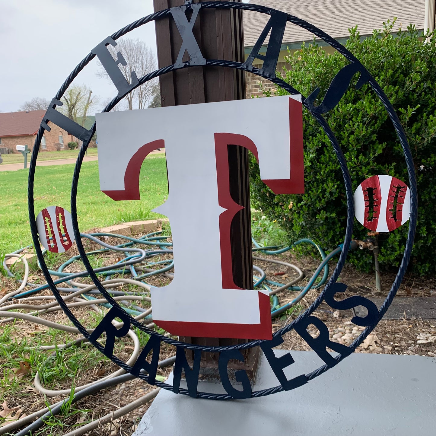 TEXAS RANGERS CUSTOM METAL VINTAGE CRAFT TEAM SIGN WHITE & RED & NAVY BLUE RING HANDMADE