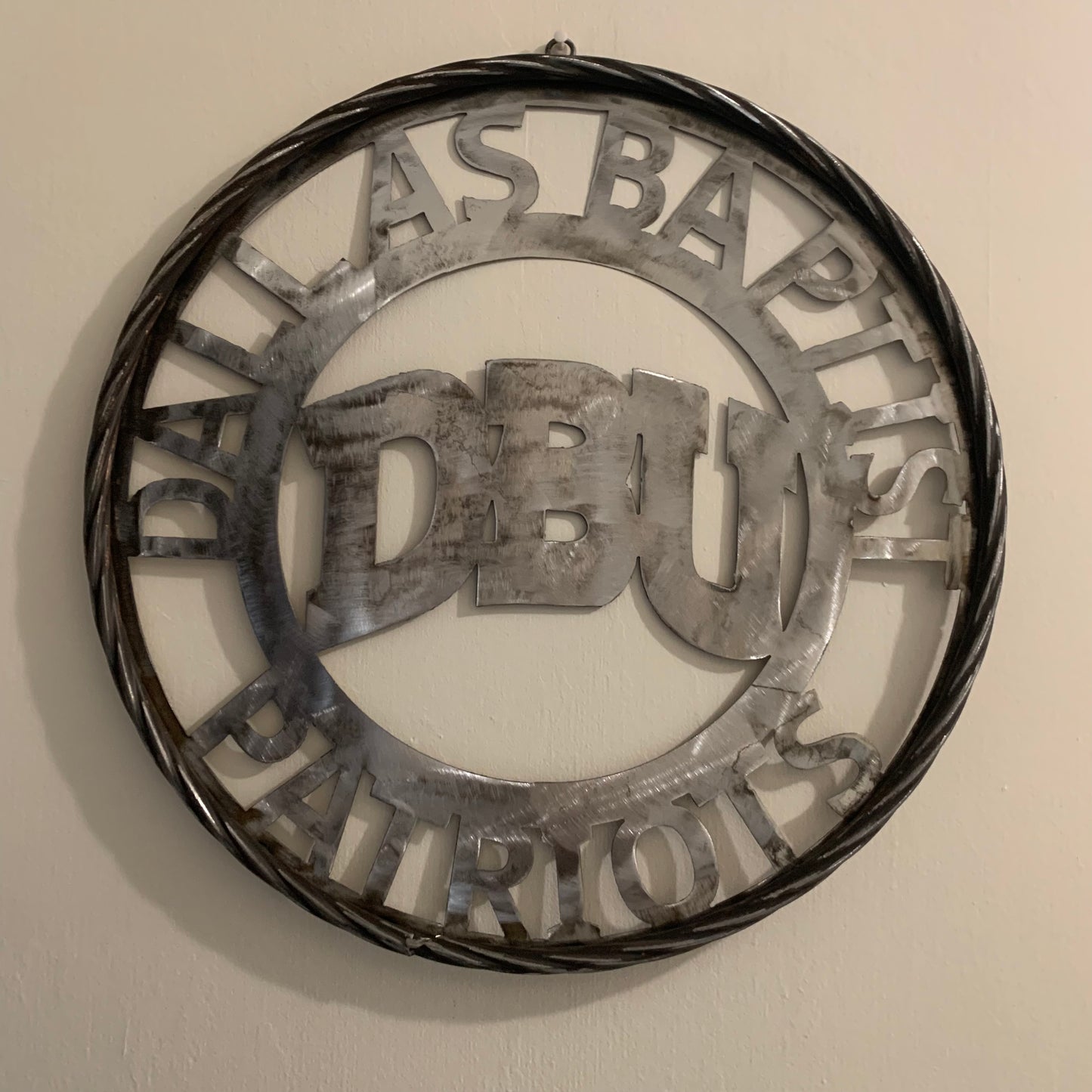 DBU DALLAS BAPTIST PATRIOTS CUSTOM RAW METAL NO PAINT VINTAGE METAL CRAFT SIGN TEAM WESTERN HOME DECOR HANDMADE