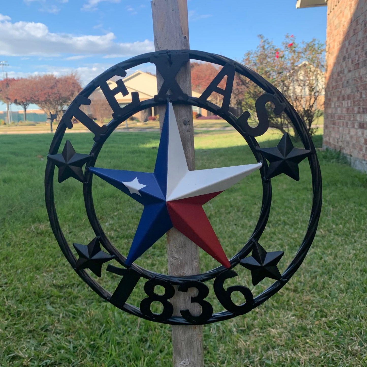 TEXAS FLAG STAR RED WHT BLUE STAR & BLACK RING METAL BARN LONE STAR WESTERN HOME DECOR HANDMADE NEW 12",18",24",36",50"