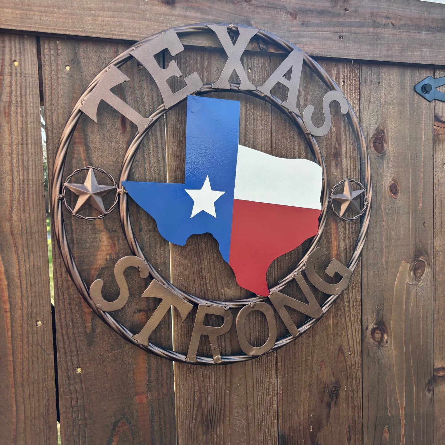 TEXAS STRONG SIGN METAL WALL ART WESTERN HOME DECOR RED WHITE BLUE WITH BRONZE RING HANDMADE #EH13212
