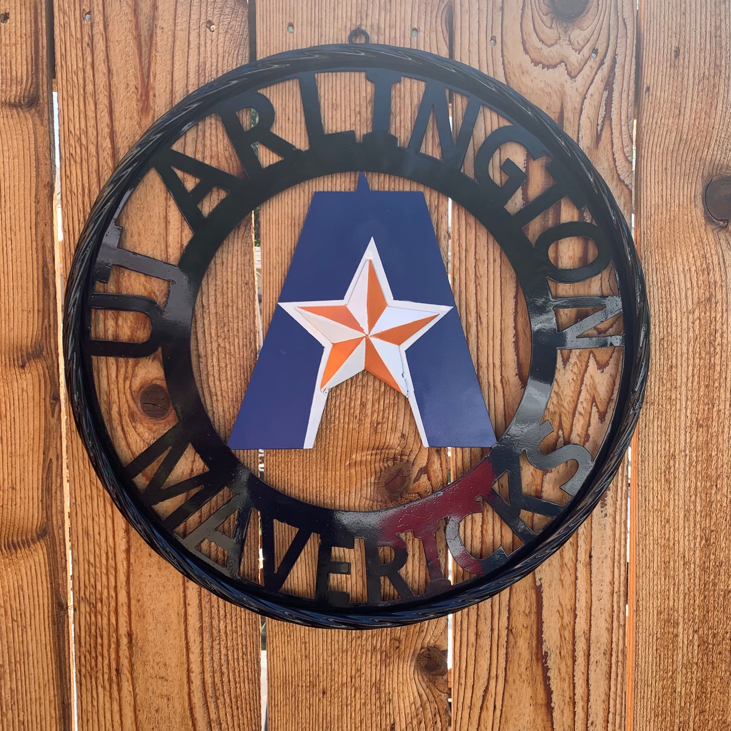 UTA ARLINGTON CUSTOM METAL VINTAGE CRAFT TEAM SIGN WESTERN HOME DECOR HANDMADE