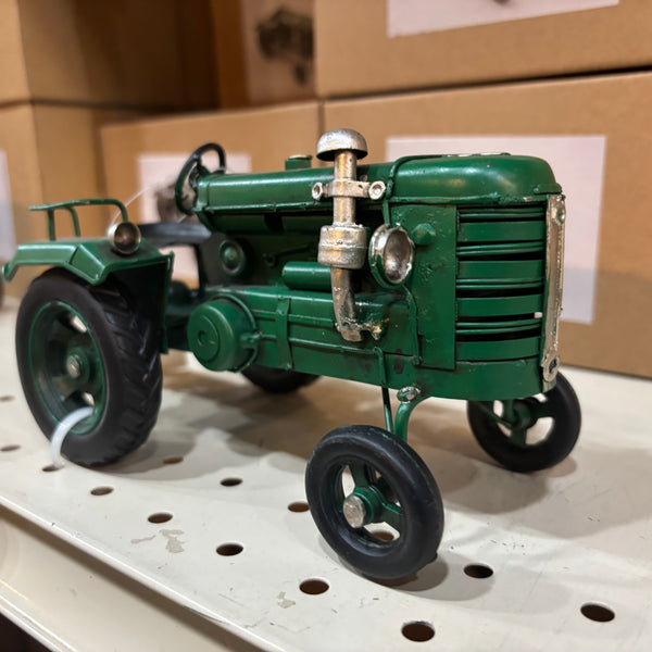 GREEN TRACTOR METAL ART FIGURINE VINTAGE GARDEN WESTERN HOME DECOR HANDMADE #RA0241