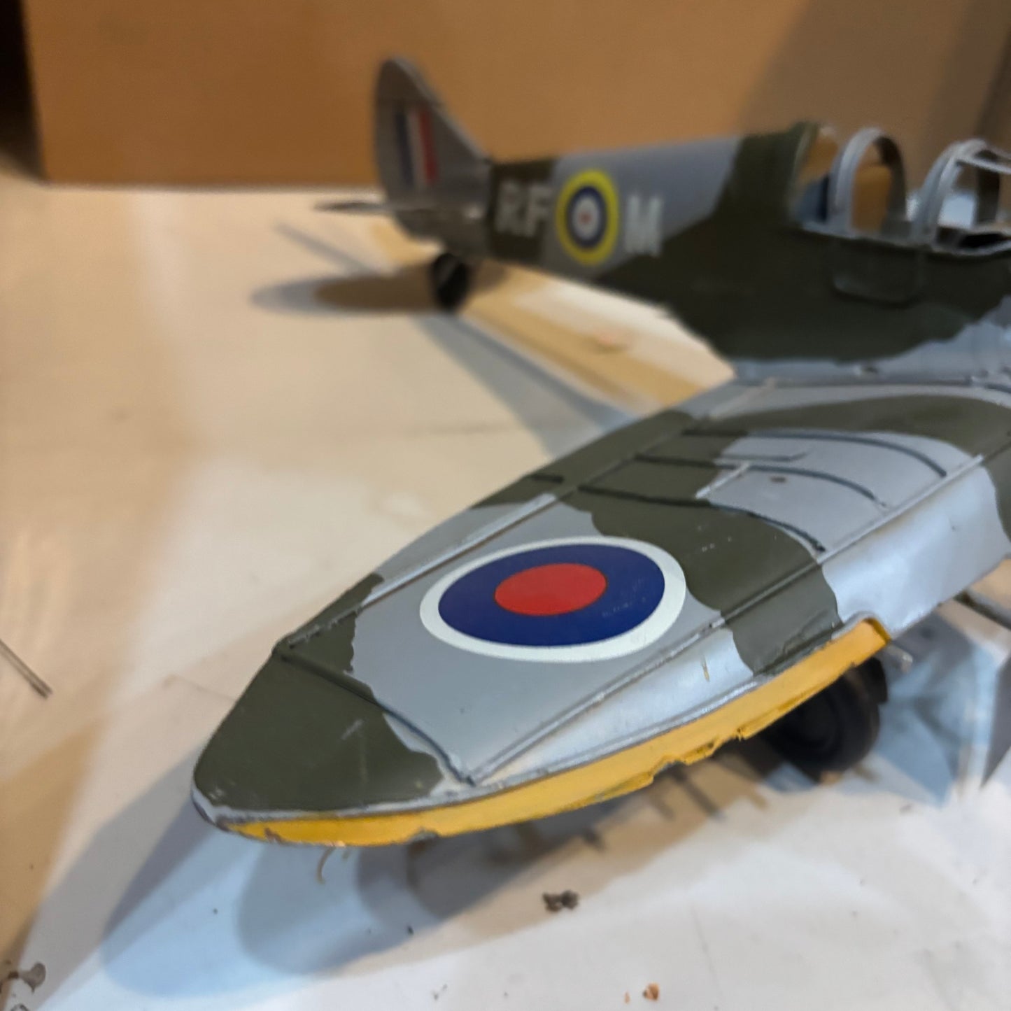 SPITFIRE METAL AIRPLAINE WW WESTERN HOME DECOR HANDMADE #RA0234