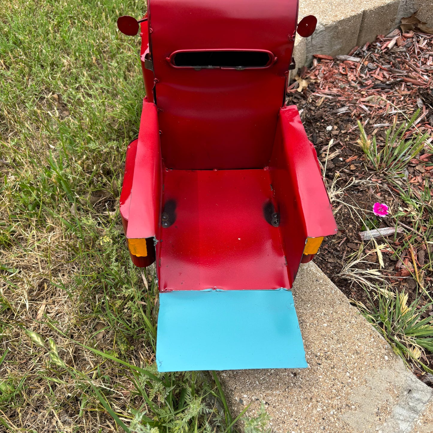 USA FLAG TRUCK 24" PICKUP PATRIOTIC TRUCK RED WHITE TAIL DOWN METAL GARDEN ART FIGURINE WESTERN HOME DECOR HANDMADE #EH12855