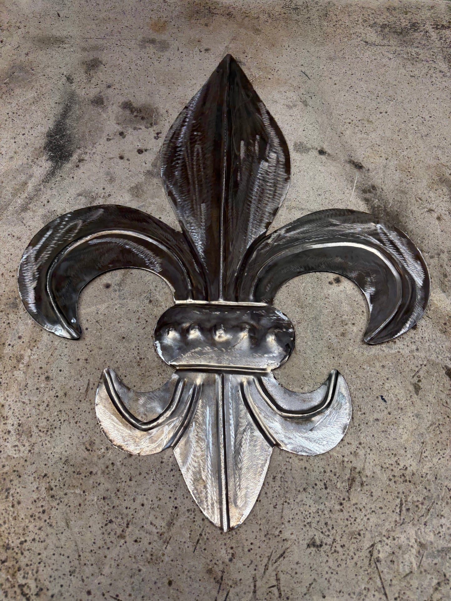 FLEUR DE LIS  CUSTOM RAW METAL UNPAINTED NO RING WALL ART SIGN WESTERN HOME DECOR HANDMADE NEW 12",18",24",32"