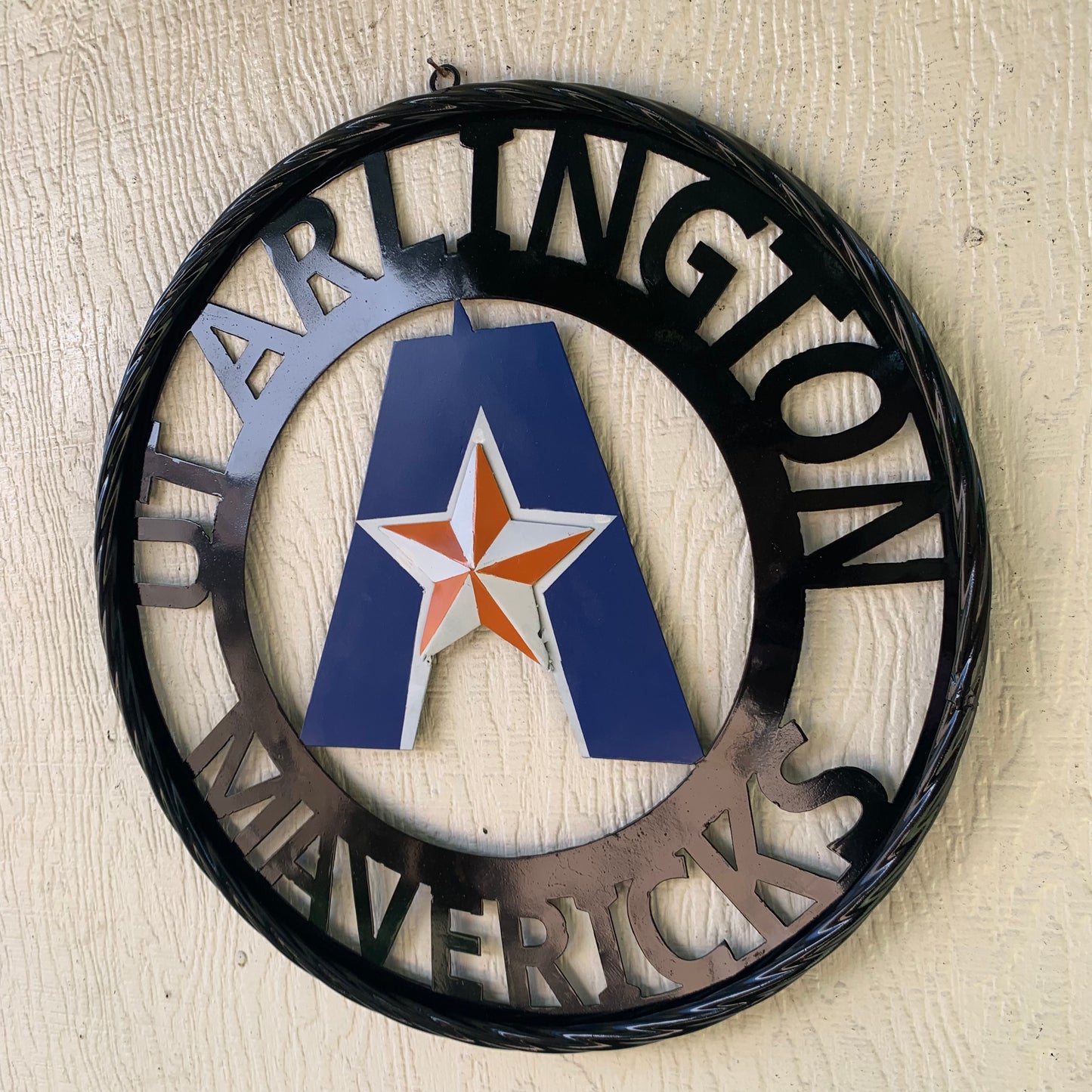UTA ARLINGTON CUSTOM METAL VINTAGE CRAFT TEAM SIGN WESTERN HOME DECOR HANDMADE
