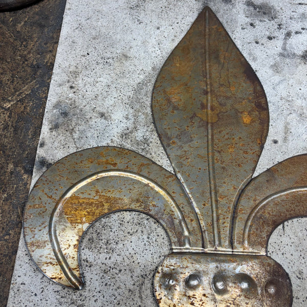 FLEUR DE LIS  CUSTOM RAW METAL UNPAINTED NO RING WALL ART SIGN WESTERN HOME DECOR HANDMADE NEW 12",18",24",32"