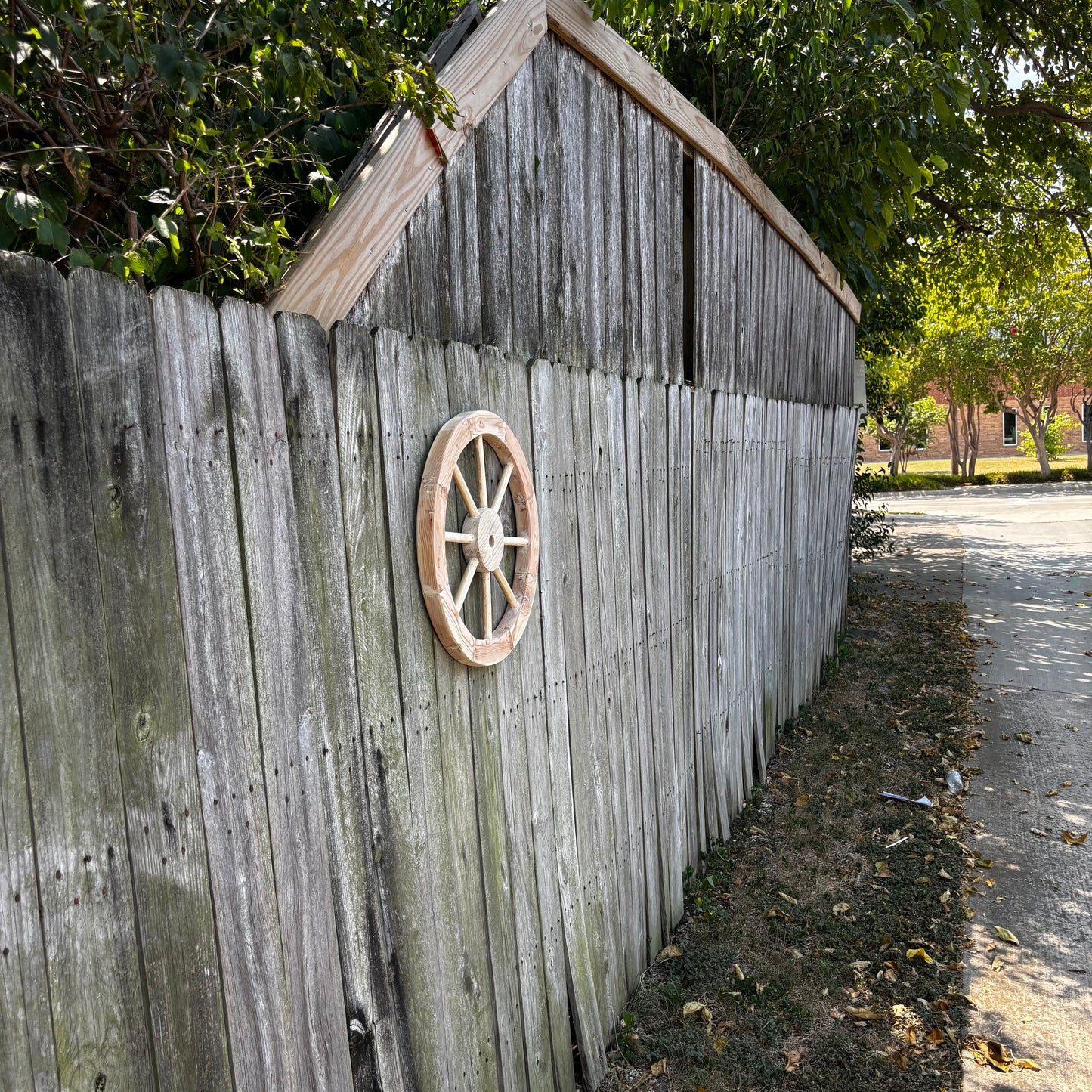 DECORATIVE WAGON WHEEL WOOD WALL ART WESTERN HOME DECOR HANDMADE TEXAS USA