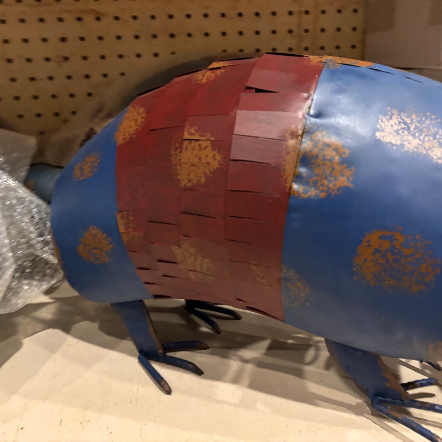 30" ARMADILLO GARDEN SCULPTURE RED WHITE BLUE  YARD ART METAL DECOR ORNAMENT PATRIOTIC DECOR HANDMADE #EH13187