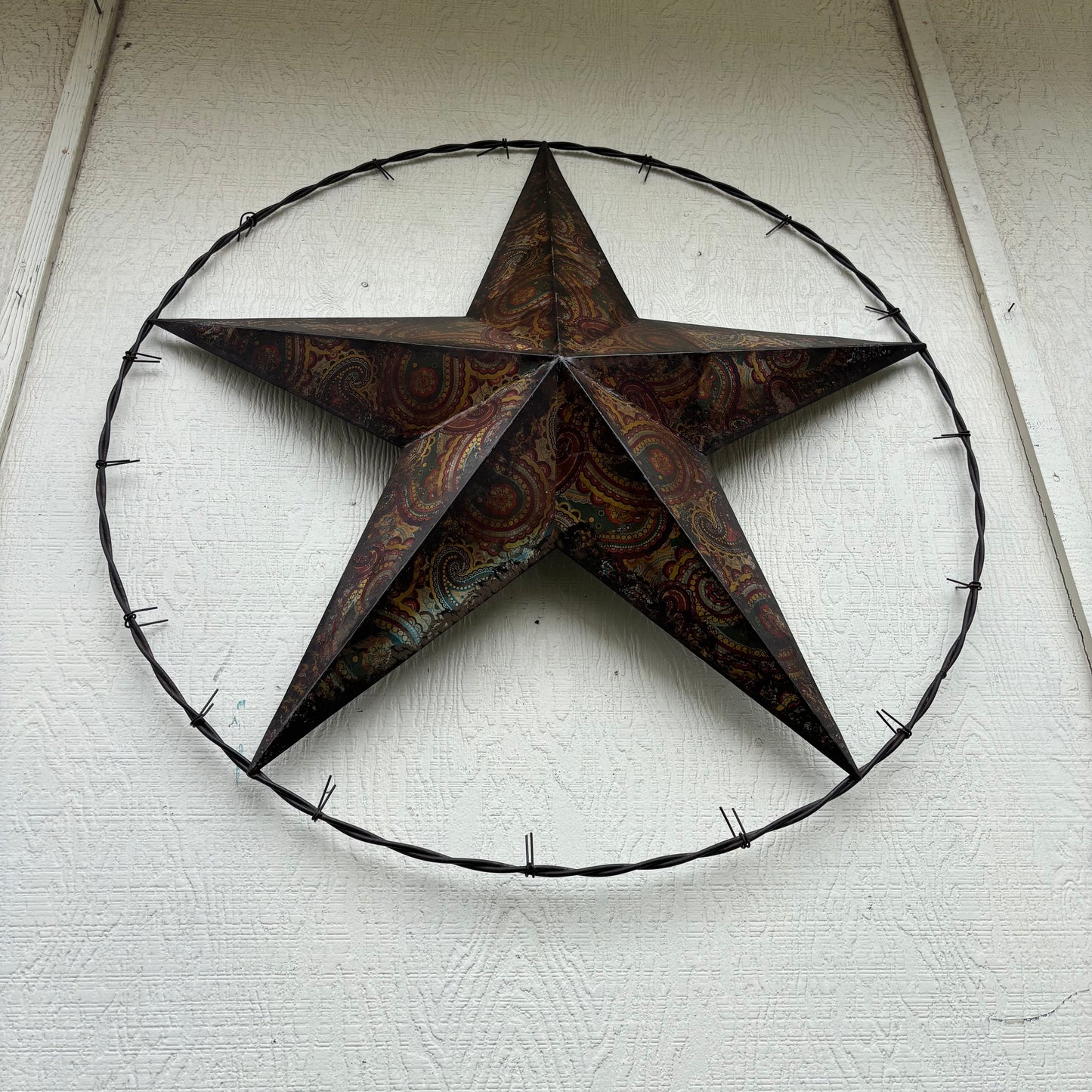 PAISLEY BARN STAR MULTI CLOR WITH BARBWIRE RING LONESTAR WESTERN HOME DECOR HANDMADE