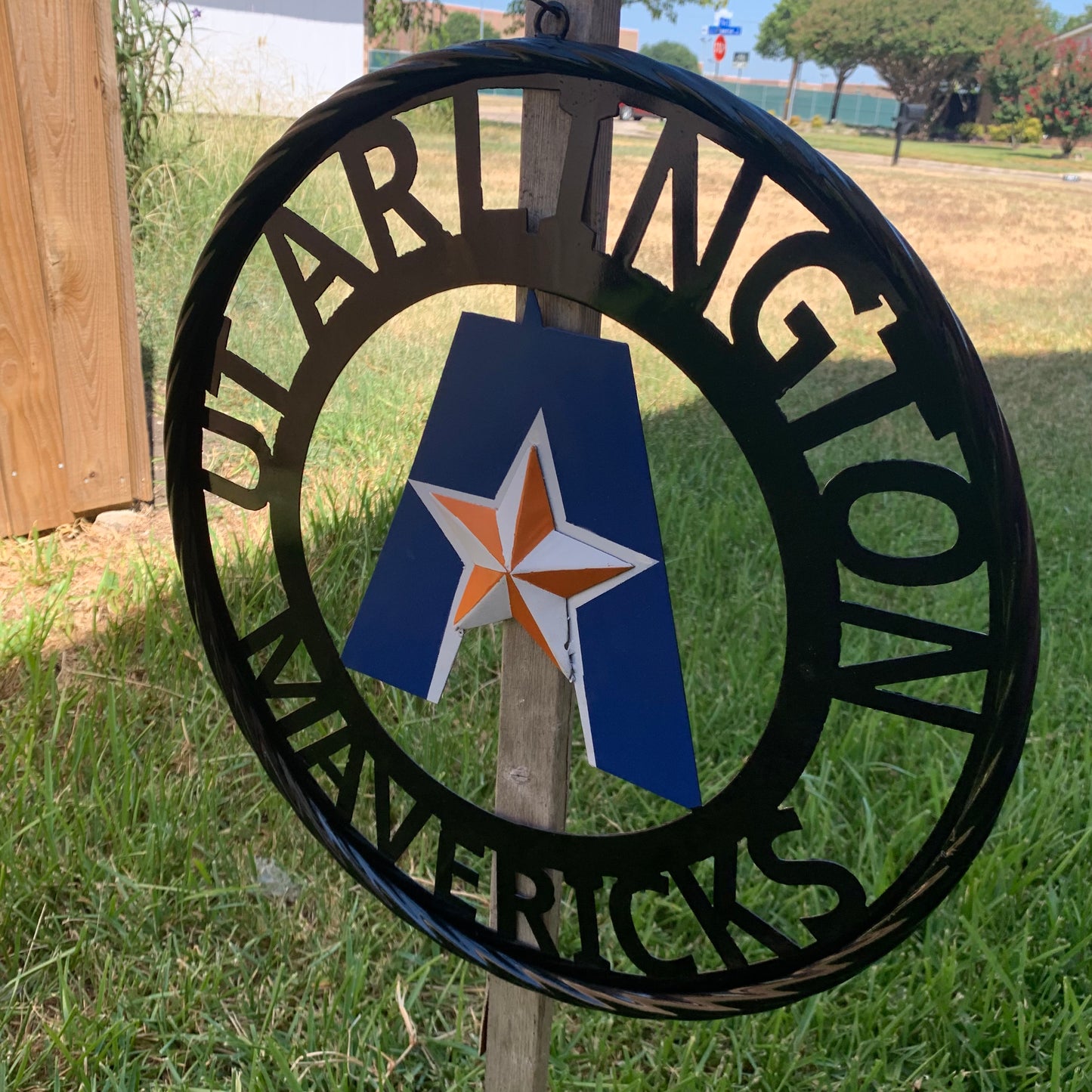 UTA ARLINGTON CUSTOM METAL VINTAGE CRAFT TEAM SIGN WESTERN HOME DECOR HANDMADE