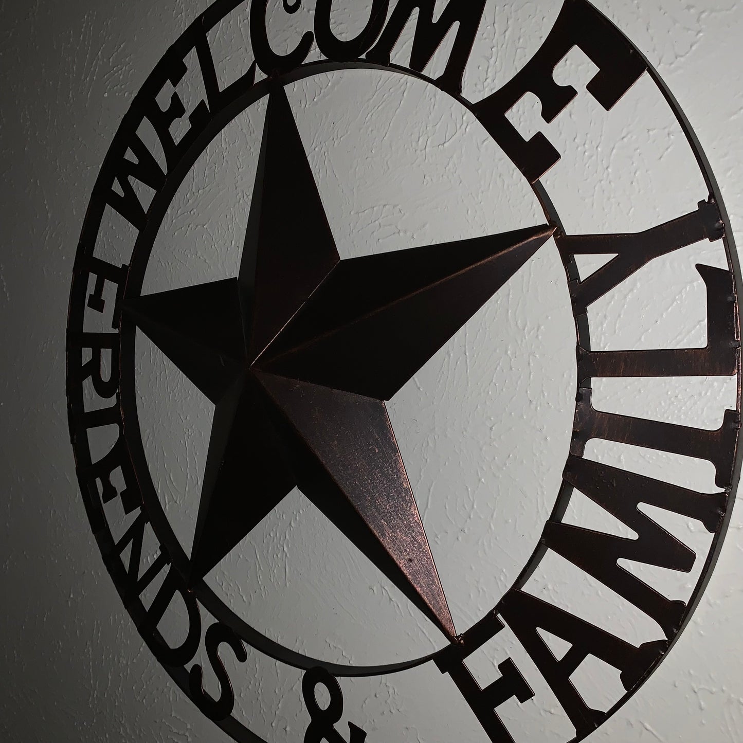 WELCOME FRIENDS FAMILY BARN METAL STAR WALL ART BRONZE WESTERN HOME DECOR HANDMADE NEW #EH13339