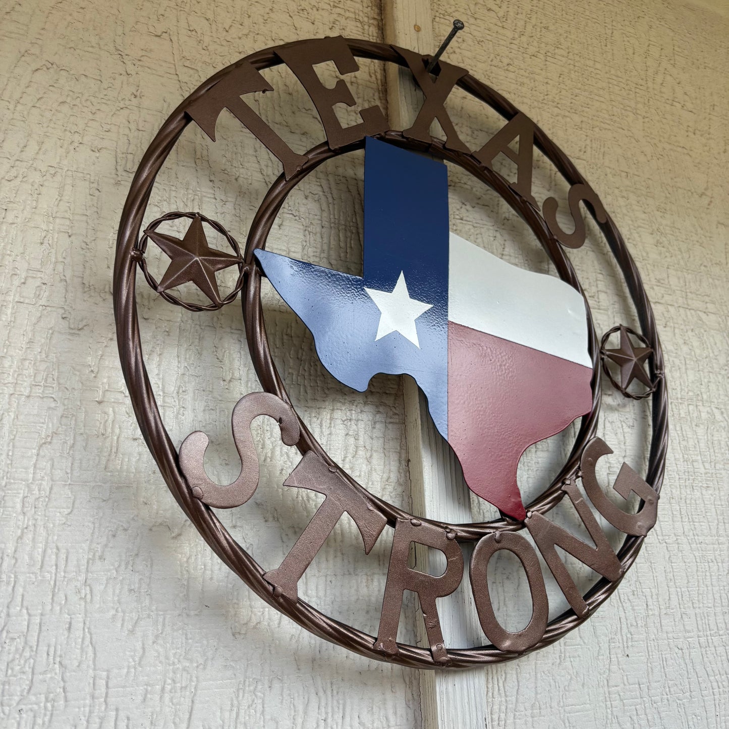 TEXAS STRONG SIGN METAL WALL ART WESTERN HOME DECOR RED WHITE BLUE WITH BRONZE RING HANDMADE #EH13212