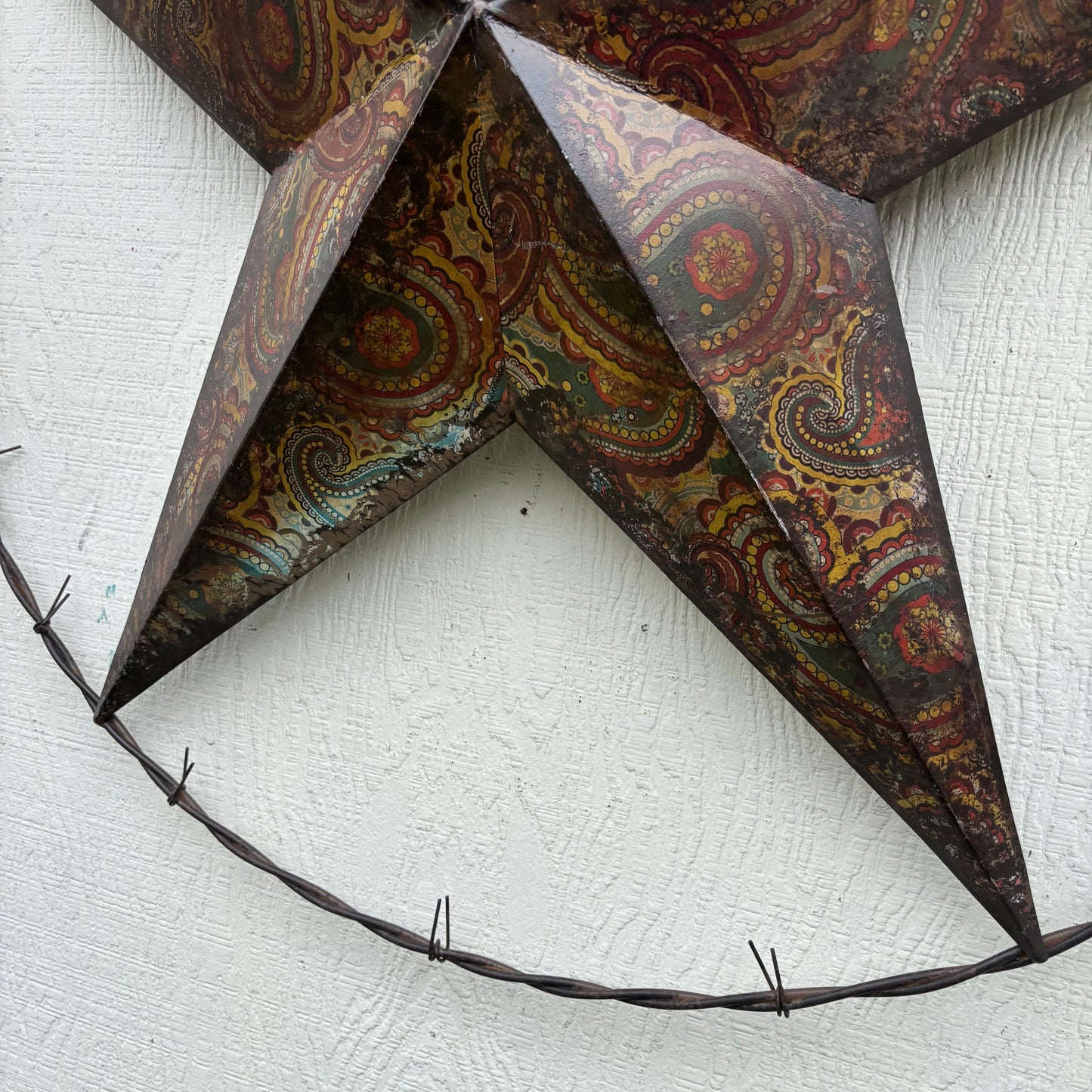 PAISLEY BARN STAR MULTI CLOR WITH BARBWIRE RING LONESTAR WESTERN HOME DECOR HANDMADE