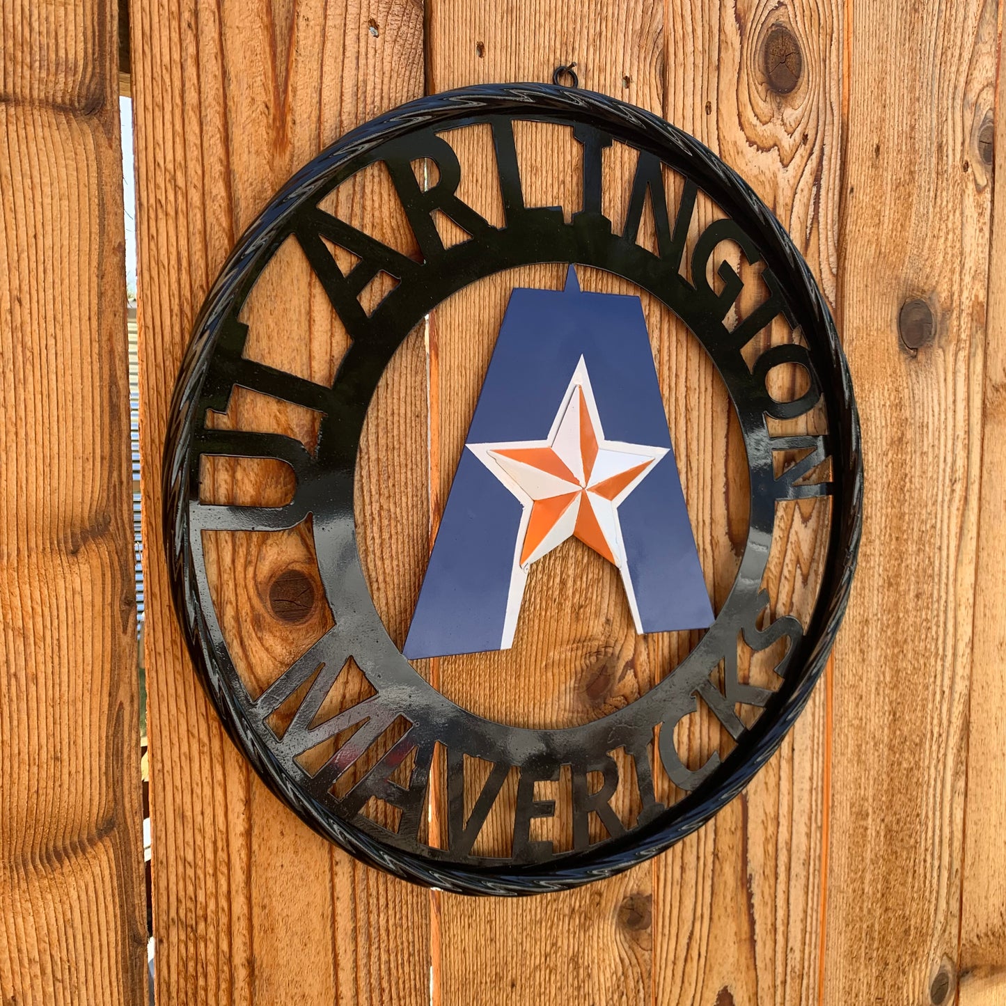 UTA ARLINGTON CUSTOM METAL VINTAGE CRAFT TEAM SIGN WESTERN HOME DECOR HANDMADE