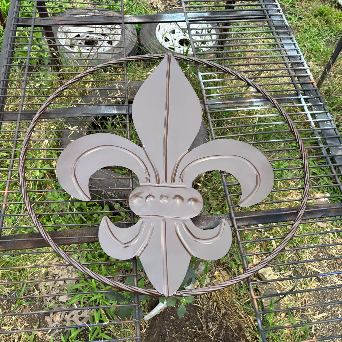 FLEUR DE LIS BROWN METAL WALL ART SIGN WESTERN HOME DECOR HANDMADE NEW 12",18",24",32"