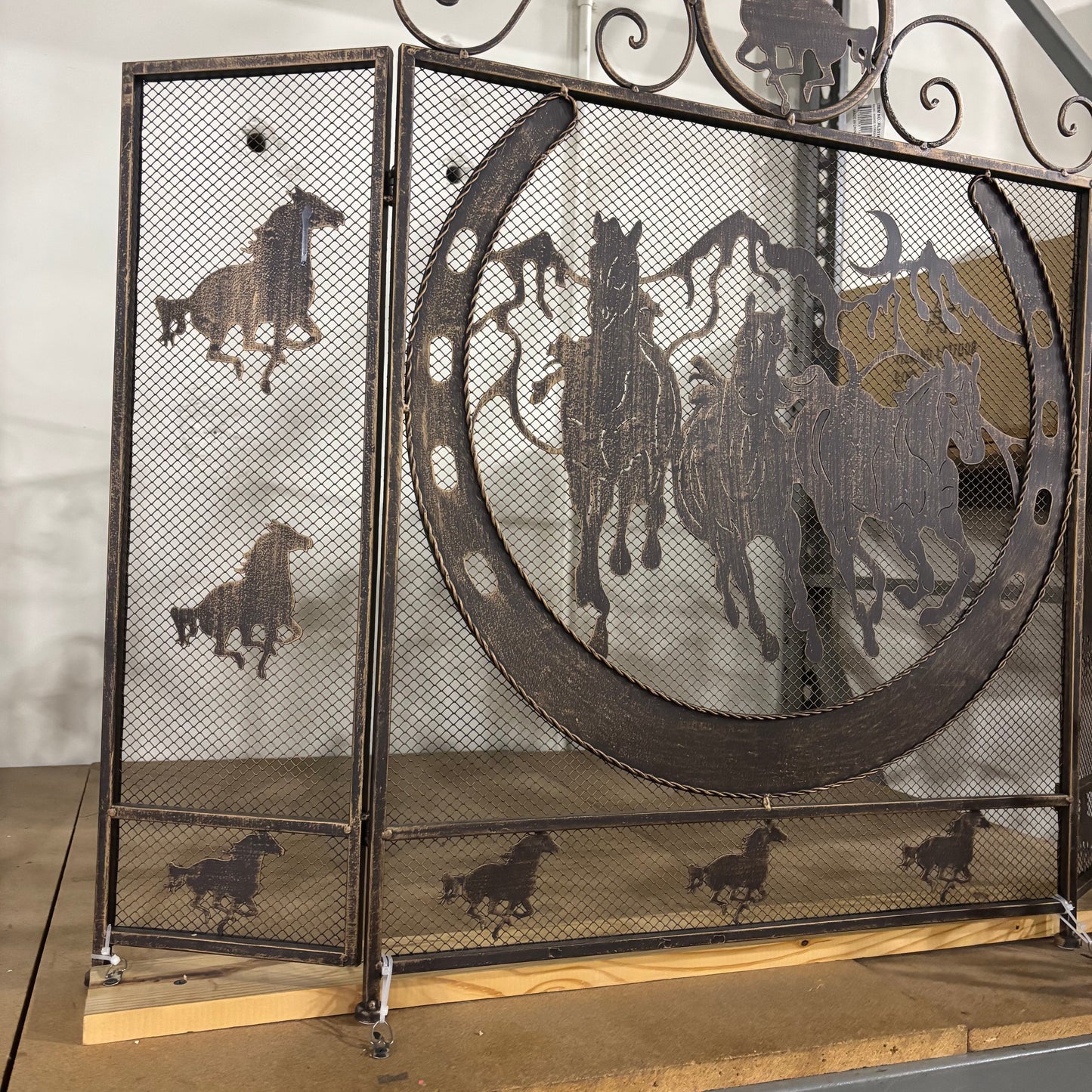RUNNING HORSE METAL FIREPLACE SCREEN 40" X 33.5" WESTERN HOME DECOR HANDMADE #EH80005