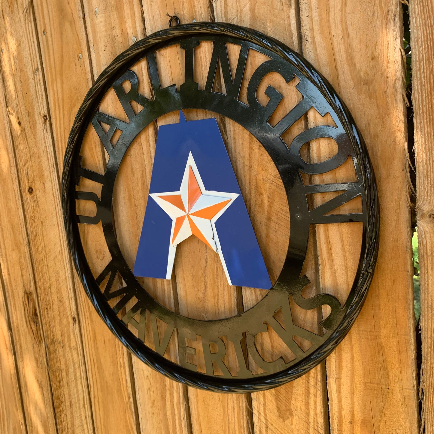 UTA ARLINGTON CUSTOM METAL VINTAGE CRAFT TEAM SIGN WESTERN HOME DECOR HANDMADE