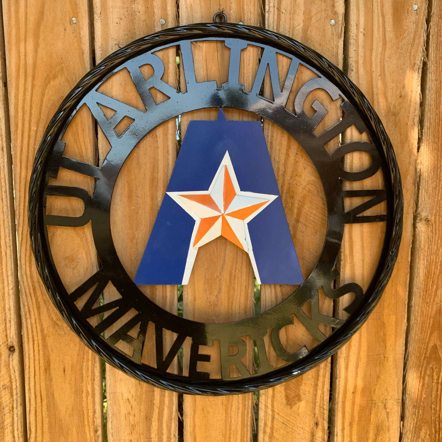 UTA ARLINGTON CUSTOM METAL VINTAGE CRAFT TEAM SIGN WESTERN HOME DECOR HANDMADE