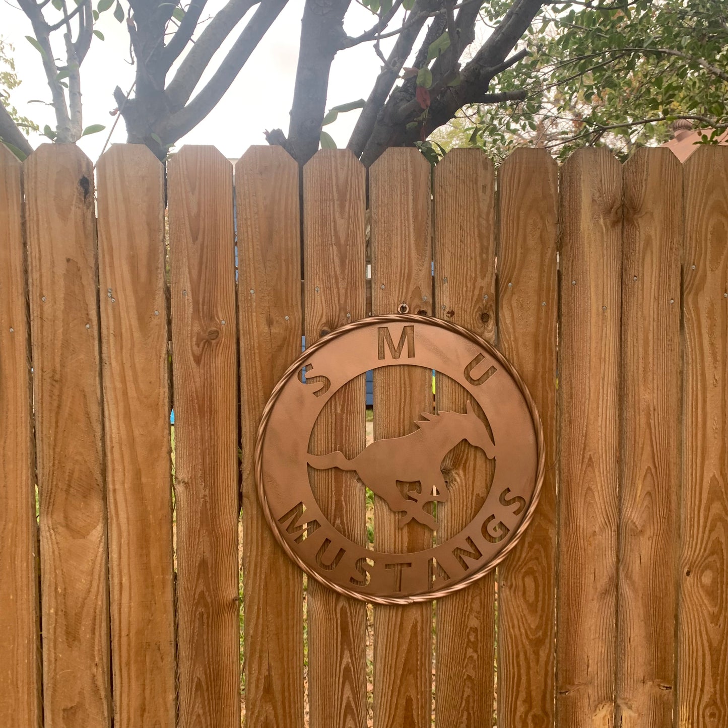 SMU MUSTANGS HAMMERED COPPER METAL CUSTOM VINTAGE CRAFT WALL ART TEAM SIGN HANDMADE