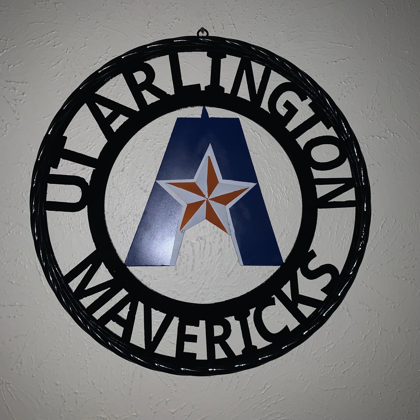 UTA ARLINGTON CUSTOM METAL VINTAGE CRAFT TEAM SIGN WESTERN HOME DECOR HANDMADE
