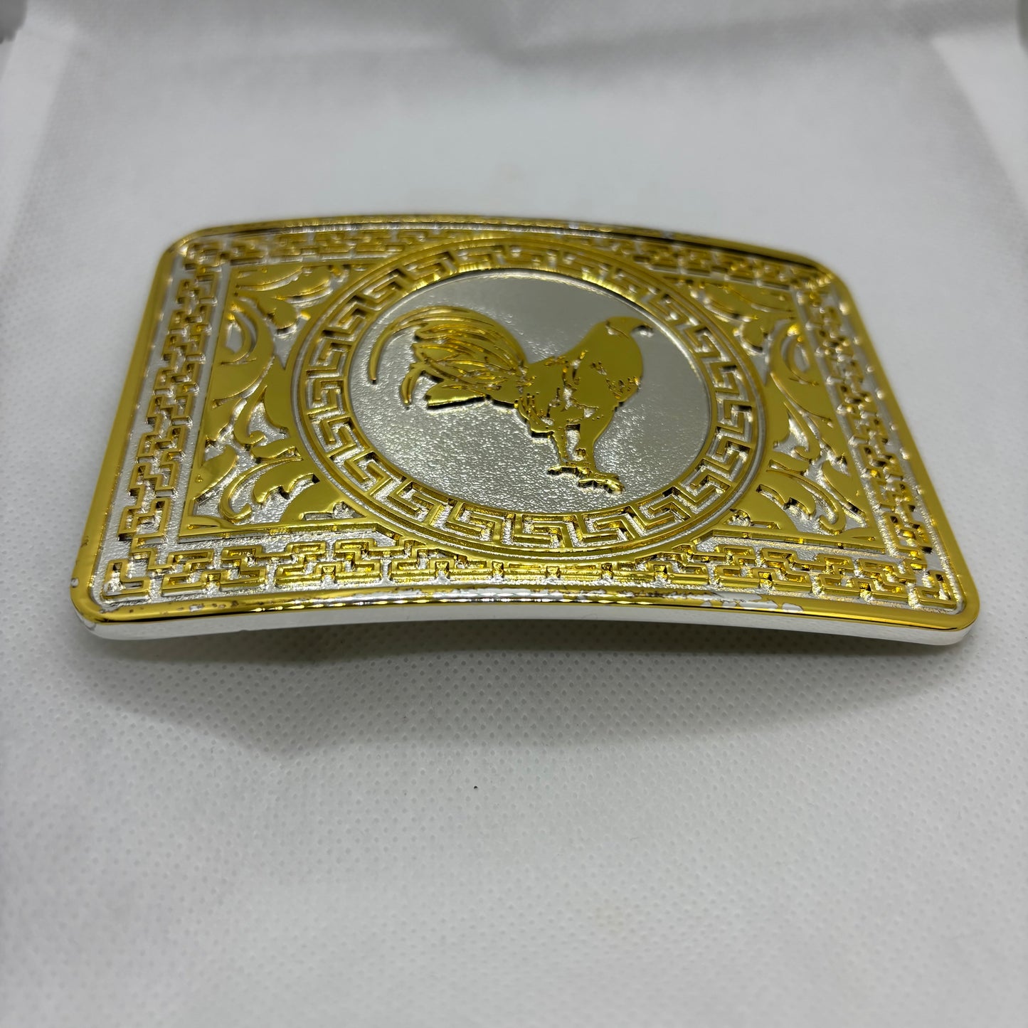 ROOSTER BELT BUCKLE GOLD WHITE WESTERN METAL BUCKLE FASHION ART 4.5" X 3.5"  #EH13237