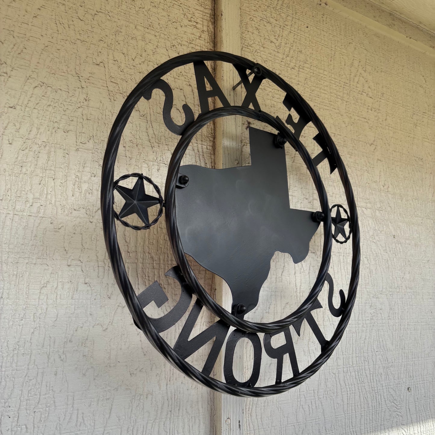 TEXAS STRONG SIGN METAL WALL ART WESTERN HOME DECOR RED WHITE BLUE WITH BRONZE RING HANDMADE #EH13212