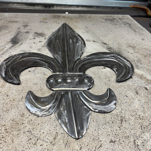 FLEUR DE LIS  CUSTOM RAW METAL UNPAINTED NO RING WALL ART SIGN WESTERN HOME DECOR HANDMADE NEW 12",18",24",32"