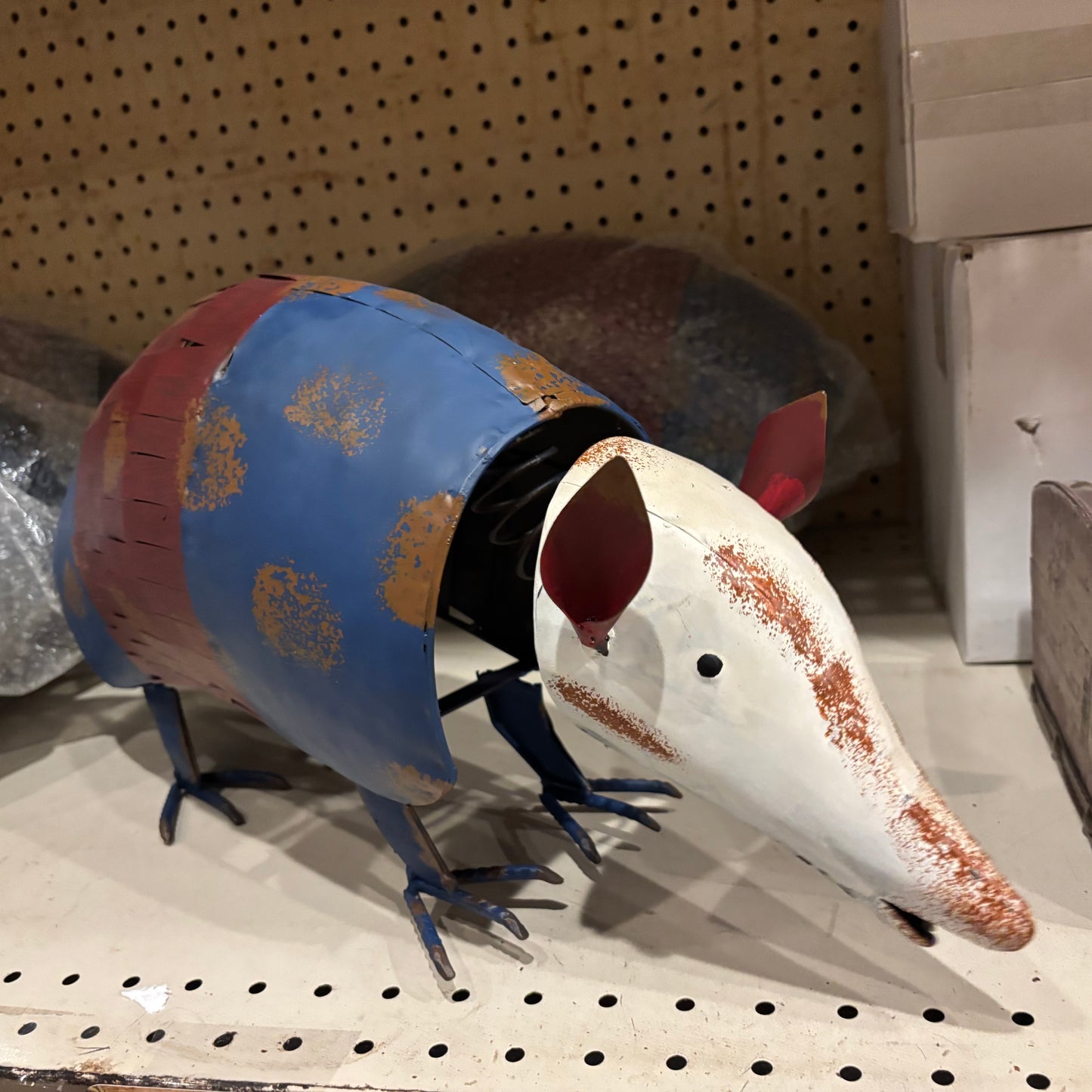 30" ARMADILLO GARDEN SCULPTURE RED WHITE BLUE  YARD ART METAL DECOR ORNAMENT PATRIOTIC DECOR HANDMADE #EH13187