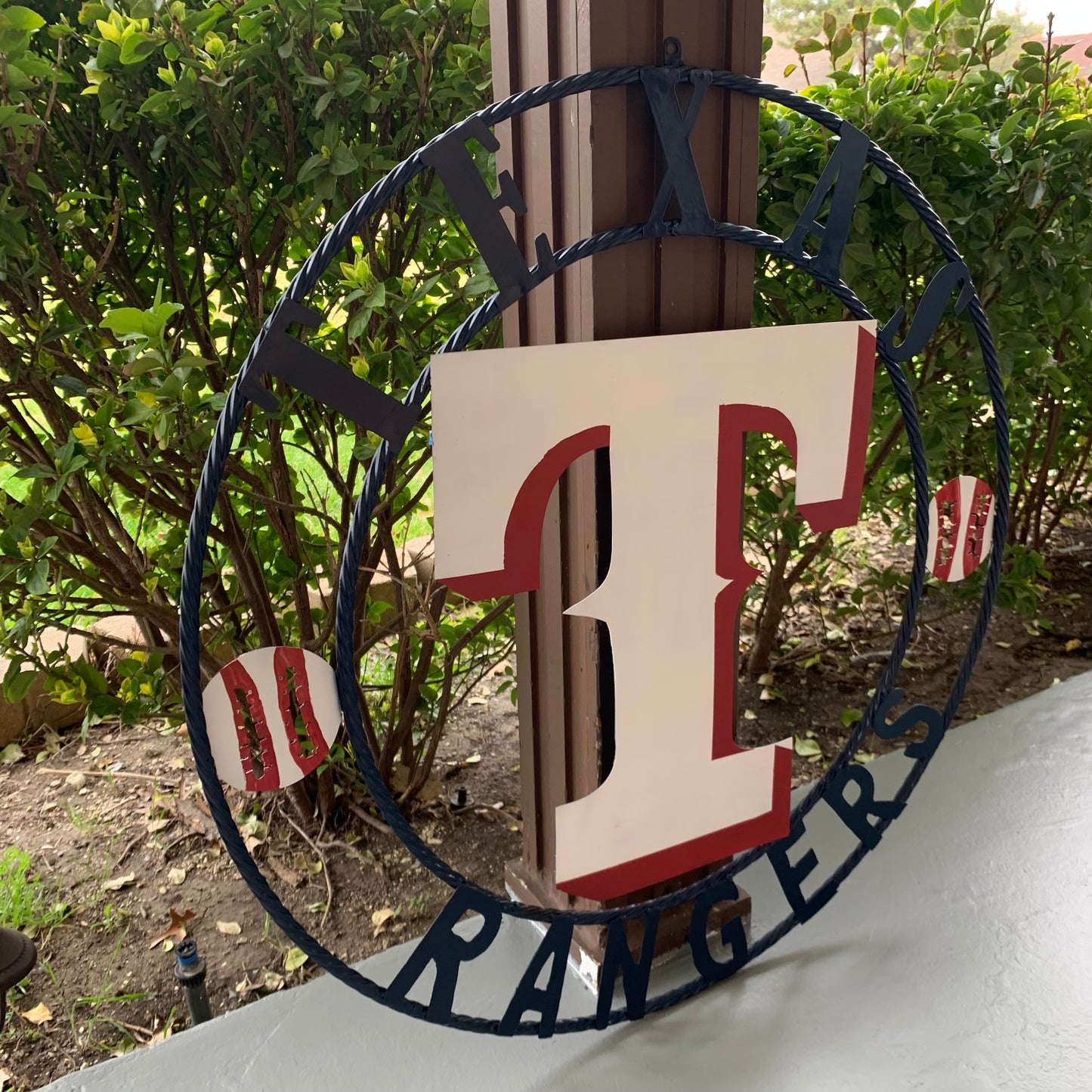 TEXAS RANGERS CUSTOM METAL VINTAGE CRAFT TEAM SIGN WHITE & RED & NAVY BLUE RING HANDMADE