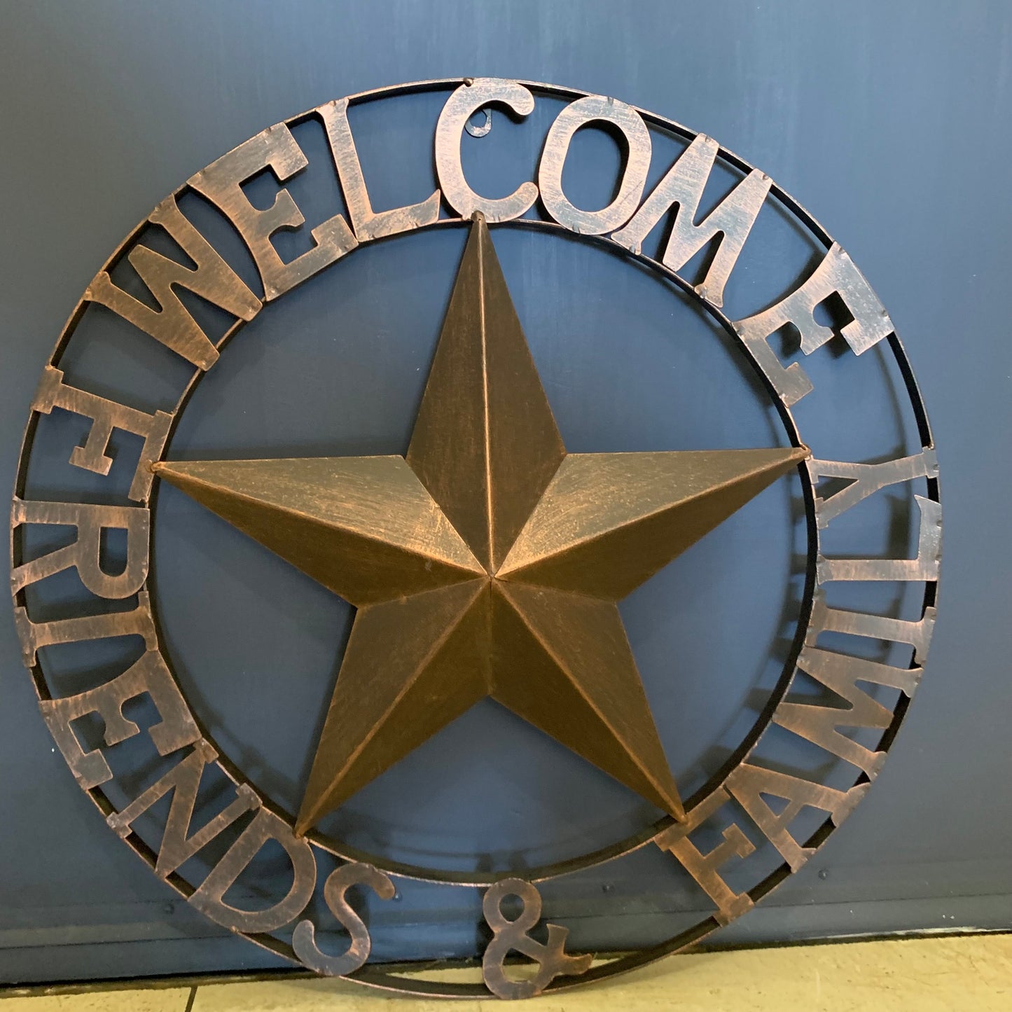 WELCOME FRIENDS FAMILY BARN METAL STAR WALL ART BRONZE WESTERN HOME DECOR HANDMADE NEW #EH13339
