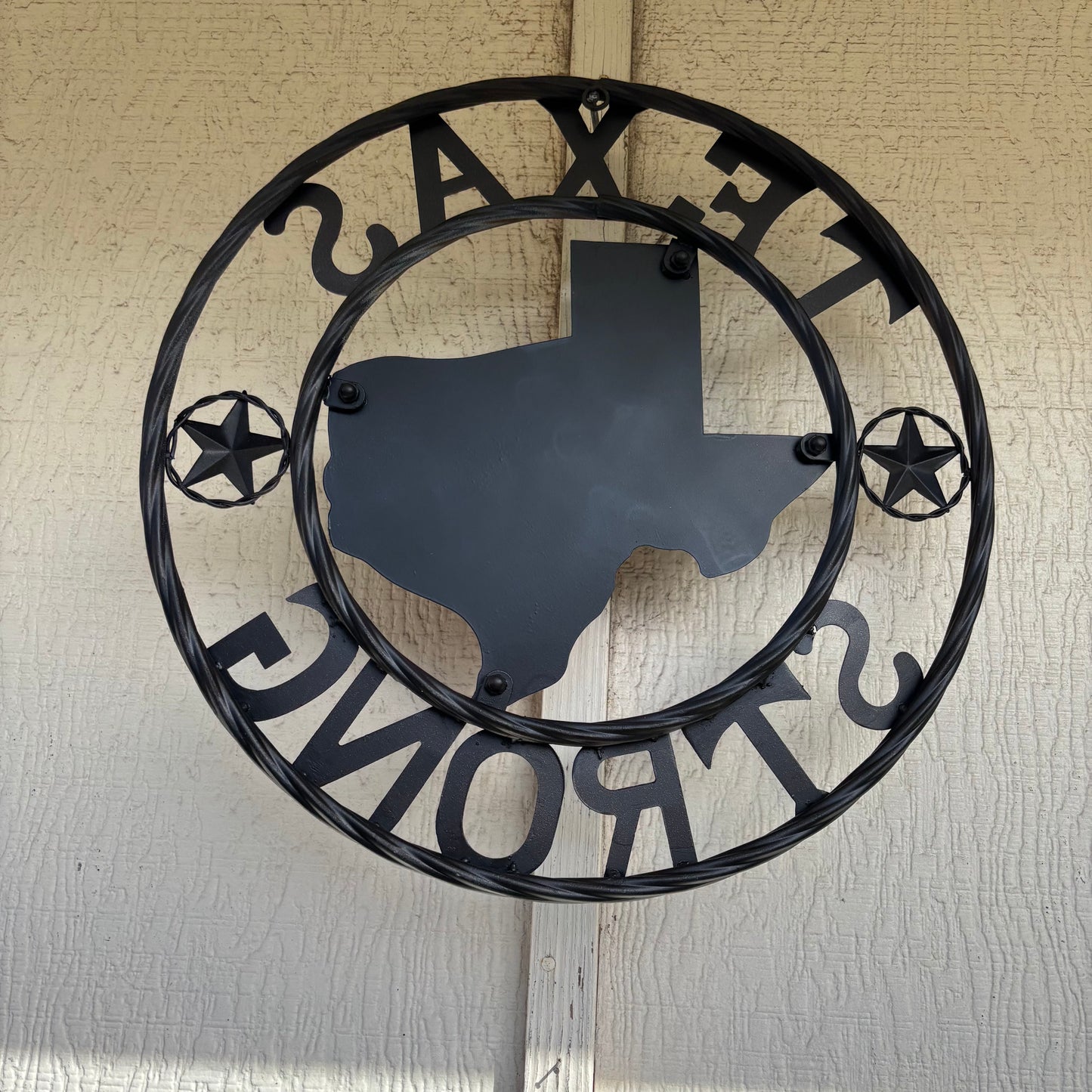 TEXAS STRONG SIGN METAL WALL ART WESTERN HOME DECOR RED WHITE BLUE WITH BRONZE RING HANDMADE #EH13212
