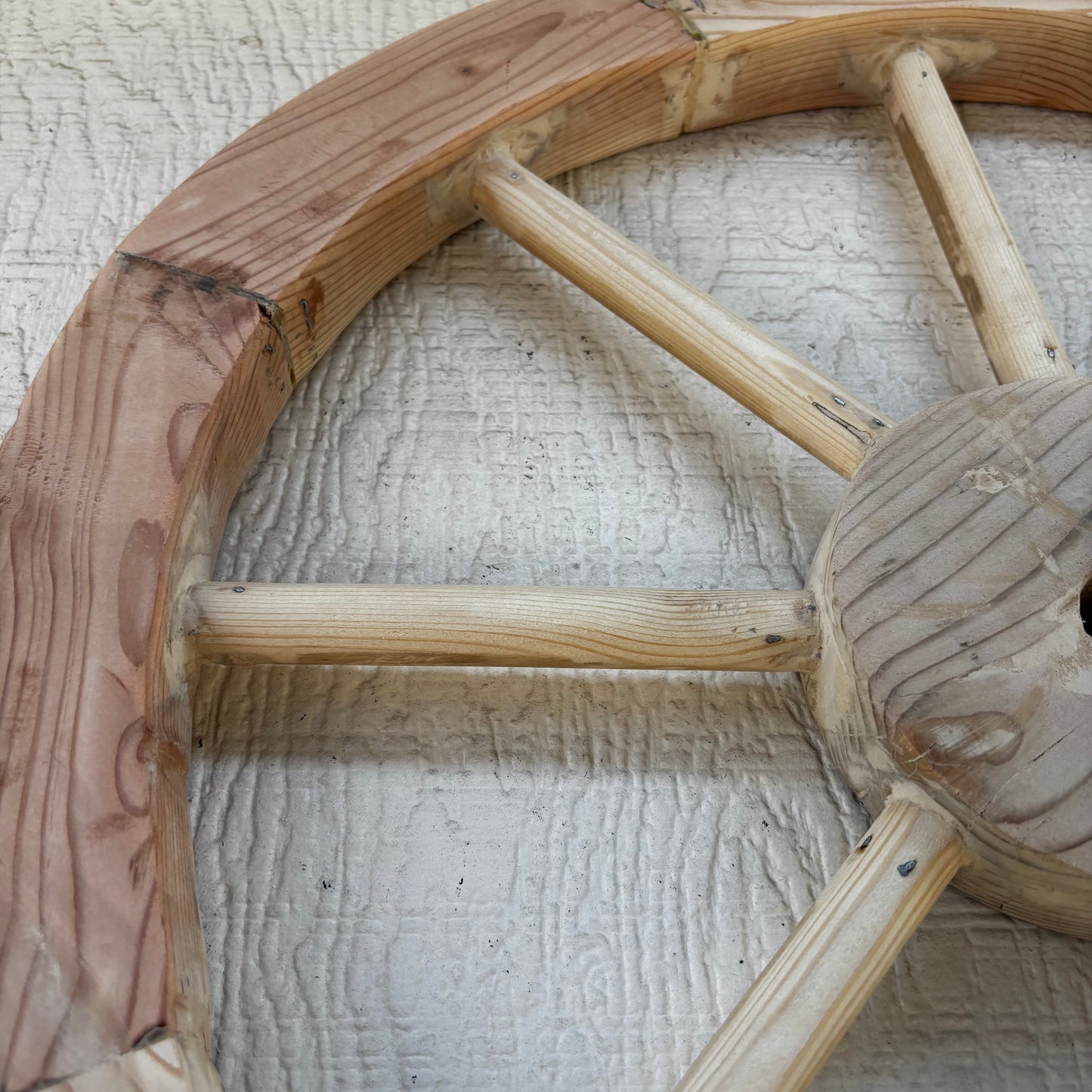 DECORATIVE WAGON WHEEL WOOD WALL ART WESTERN HOME DECOR HANDMADE TEXAS USA