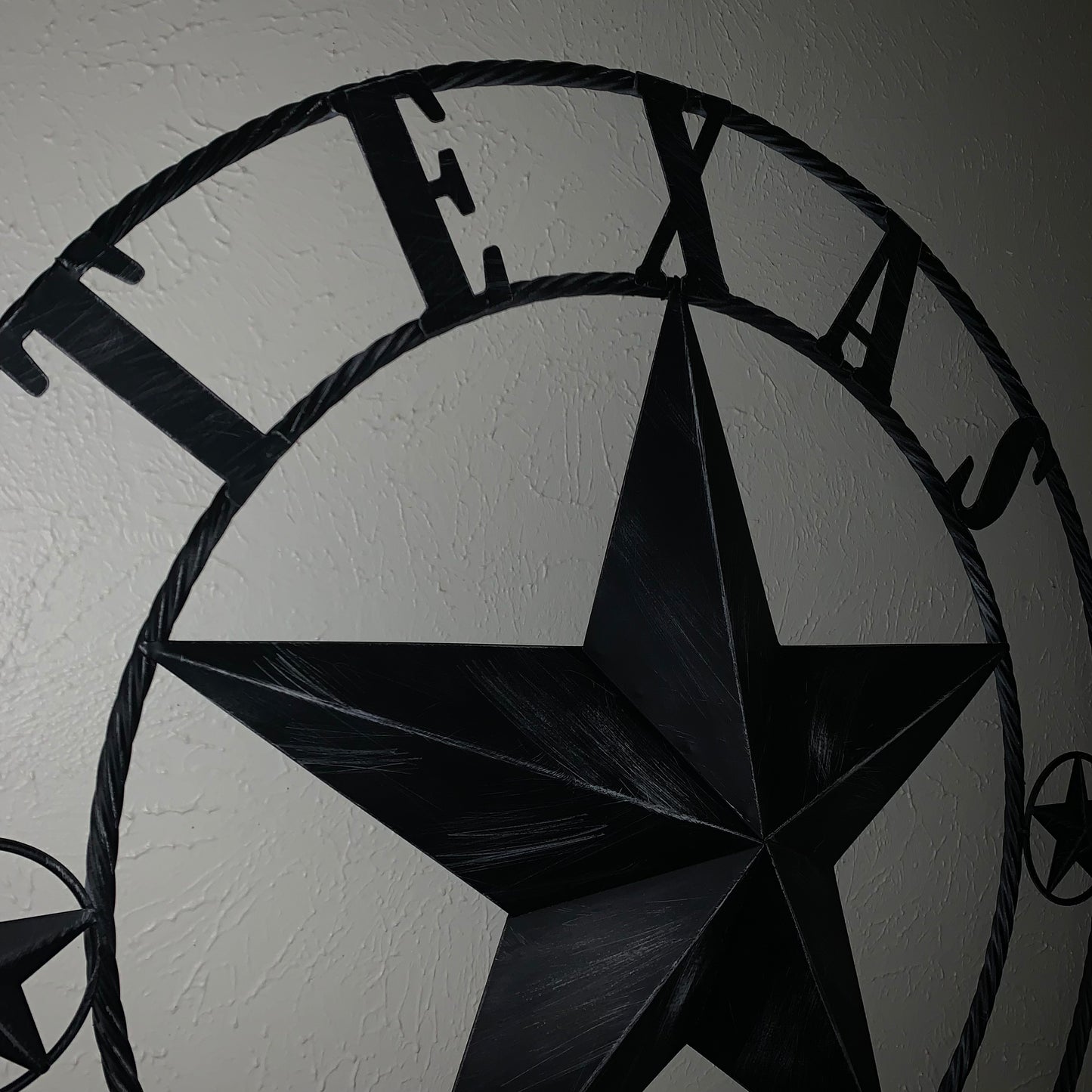 TEXAS BLACK DISTRESSED STAR TWO TONE TEXTURE BARN STAR METAL LONESTAR TWISTED ROPE RING WESTERN HOME DECOR HANDMADE NEW