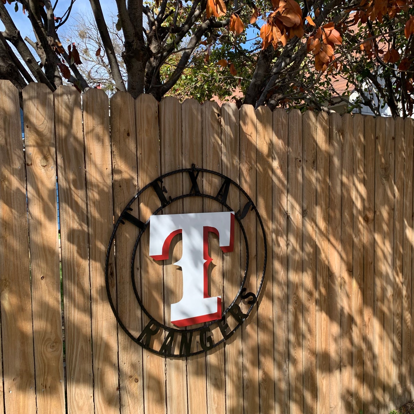 TEXAS RANGERS CUSTOM METAL VINTAGE CRAFT TEAM SIGN WHITE & RED WITH BLACK RING HANDMADE