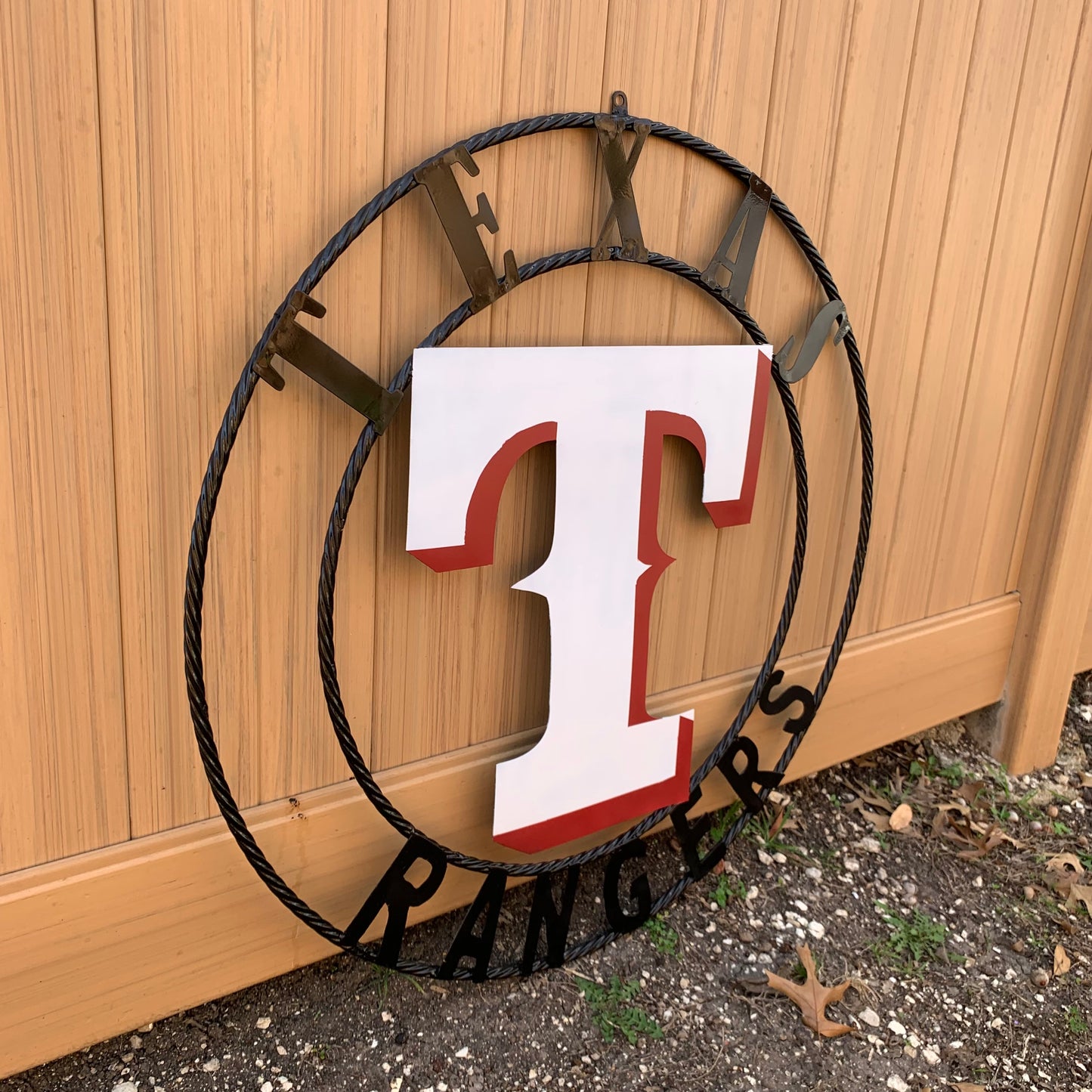 TEXAS RANGERS CUSTOM METAL VINTAGE CRAFT TEAM SIGN WHITE & RED WITH BLACK RING HANDMADE