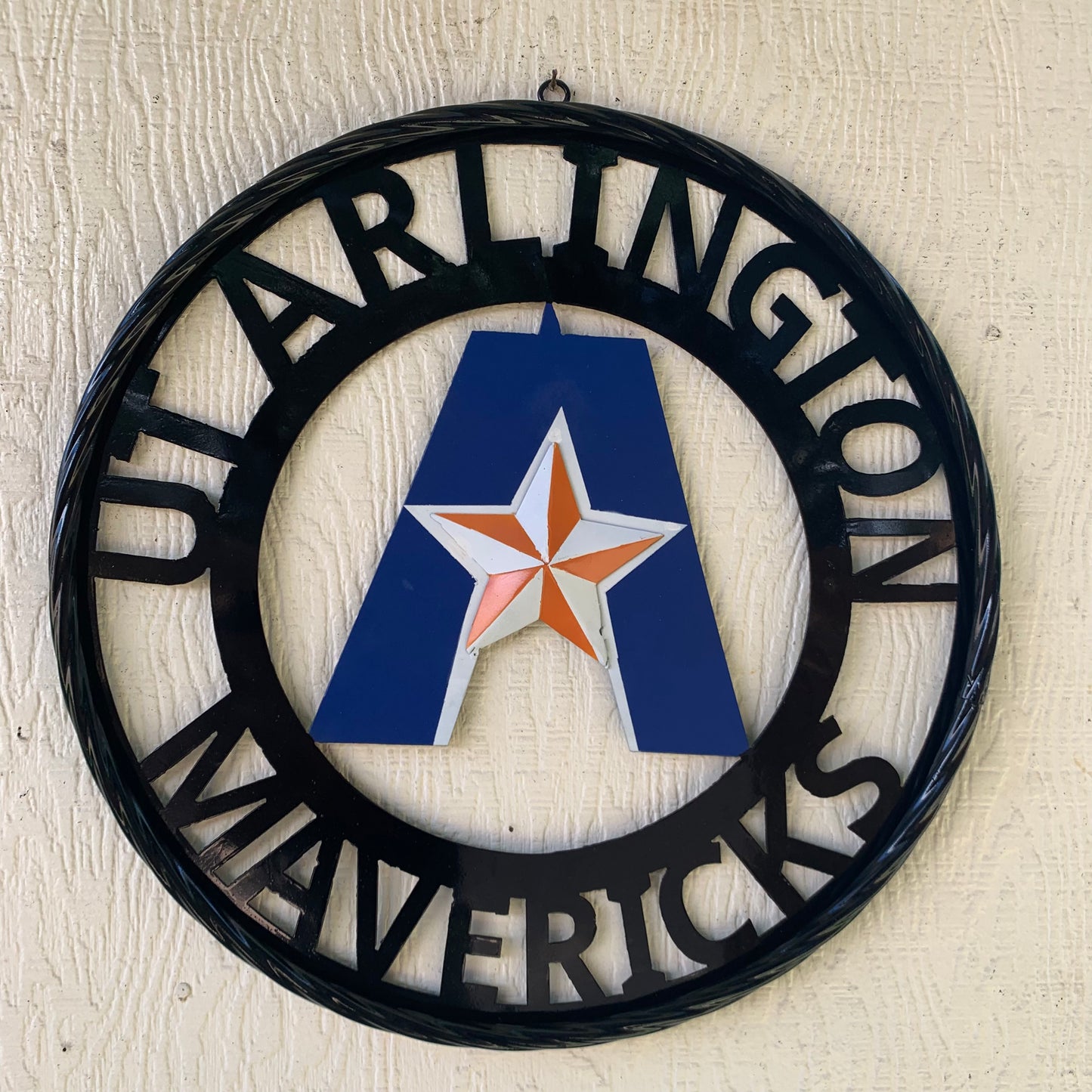 UTA ARLINGTON CUSTOM METAL VINTAGE CRAFT TEAM SIGN WESTERN HOME DECOR HANDMADE